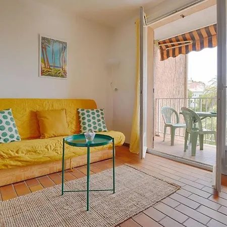 Appartement St-cyr - Studio Avec Balcon, Vue Mer Et Proche Plage *