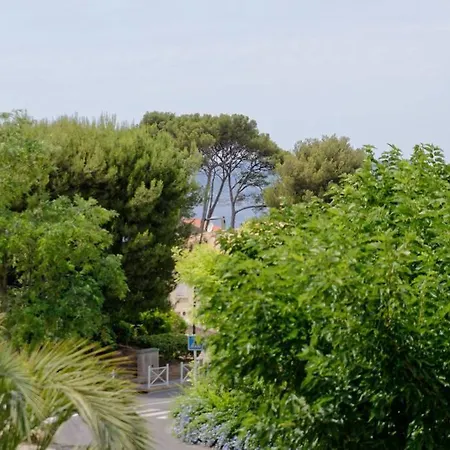 St-cyr - Studio Avec Balcon, Vue Mer Et Proche Plage Appartement